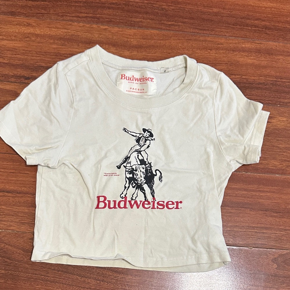 SOLD!!!!Budweiser Cream Short Sleeve Tee with Knight Graphic